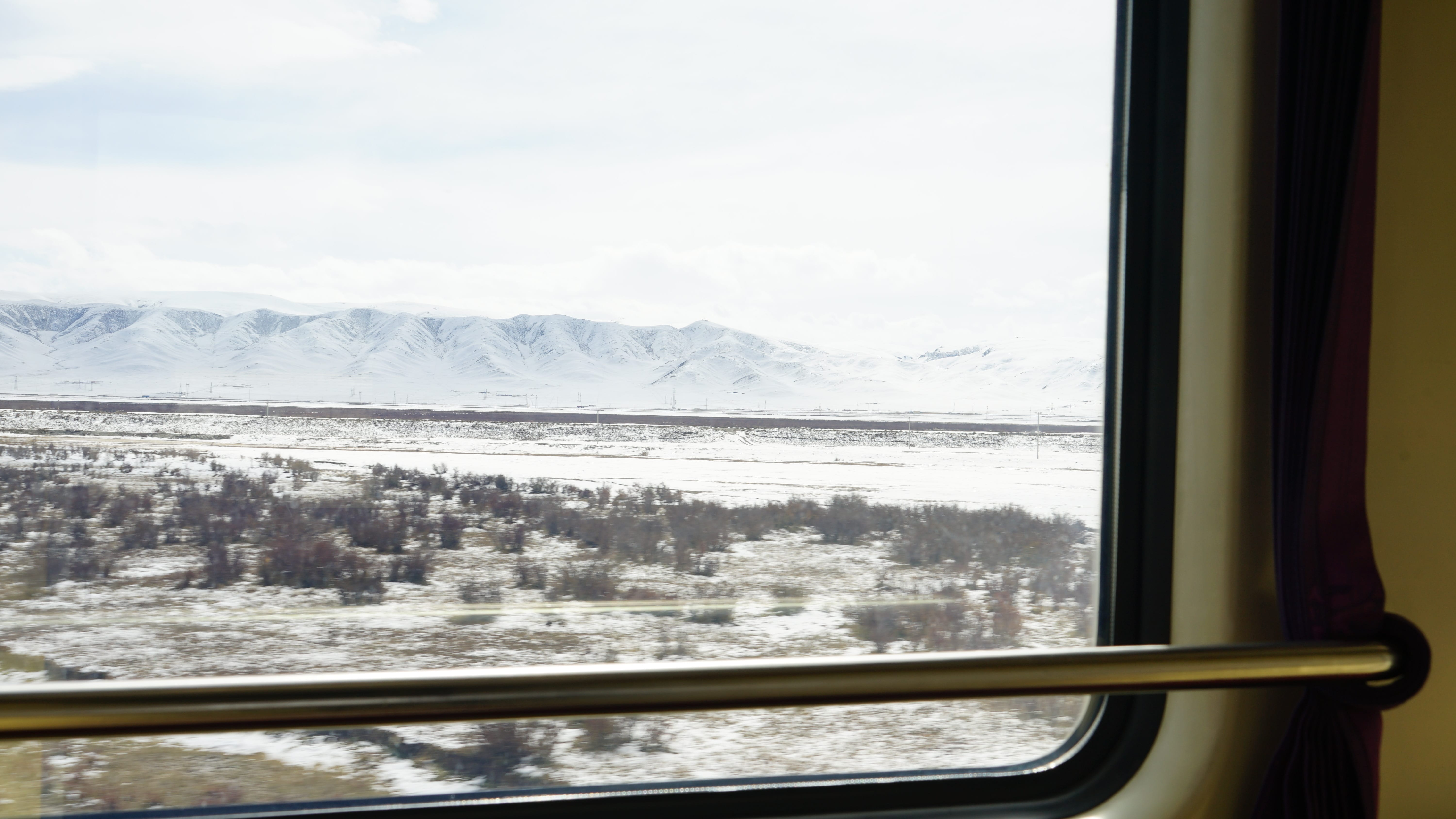 train-landscape-50